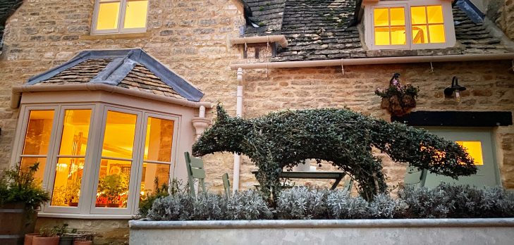 Fox Pub with fox topiary